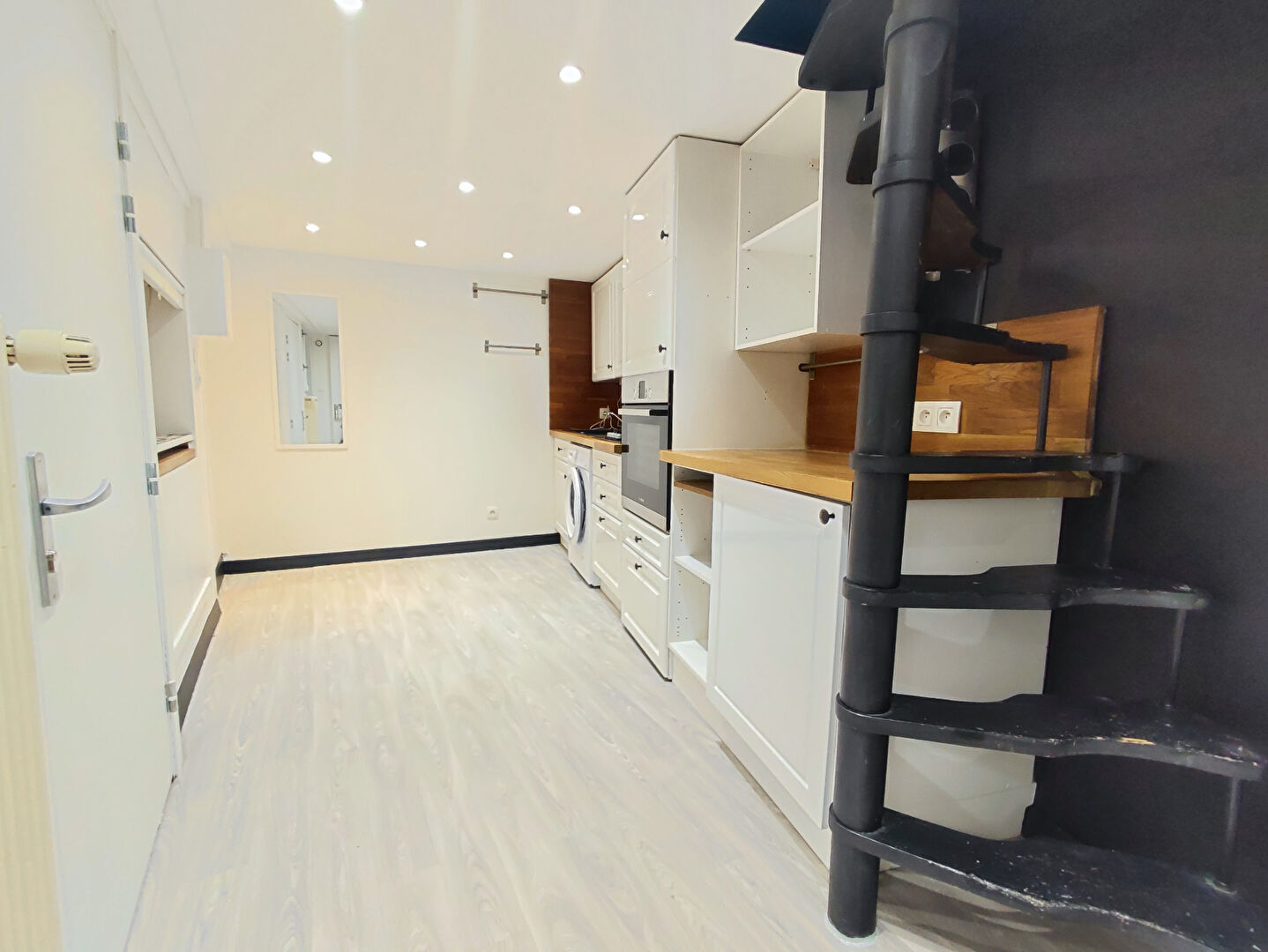 Photo Type 2 - Hyper Centre -Secteur Préfecture image 2/6