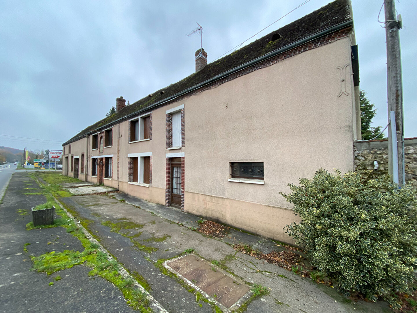 Photo Maison Saint Victor De Buthon 15 pièce(s) 400 m2 image 2/6