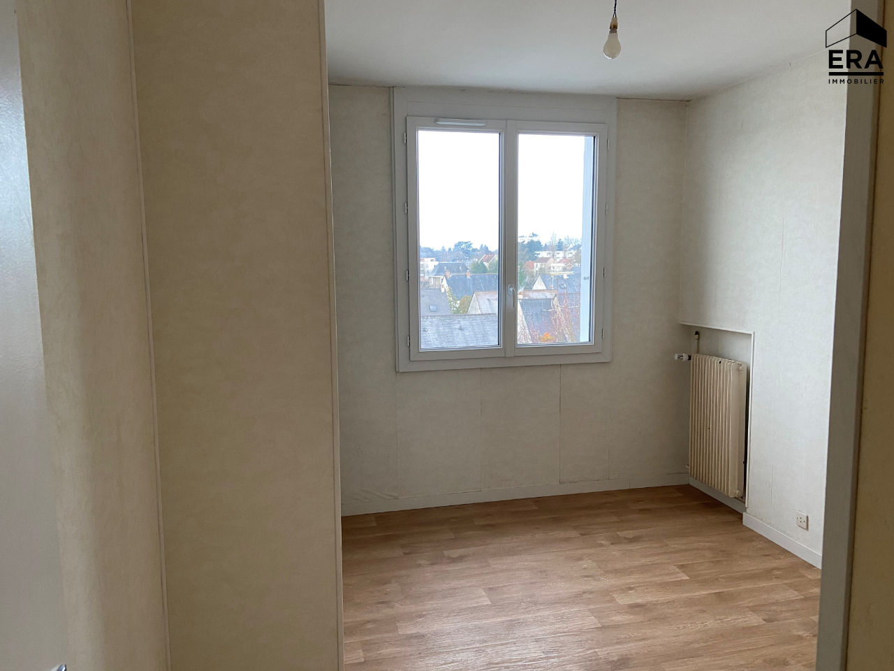 Photo Appartement Saint Cyr Sur Loire 2 pièce(s) 48 m2 image 5/6