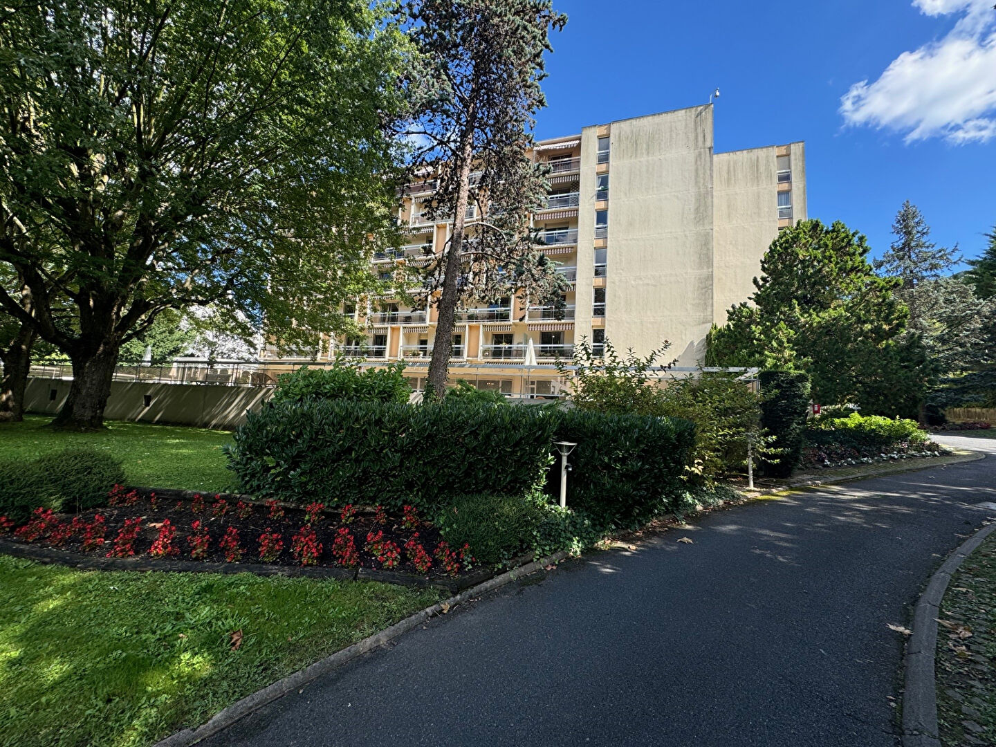 Photo Appartement Tours 2 pièces image 1/6