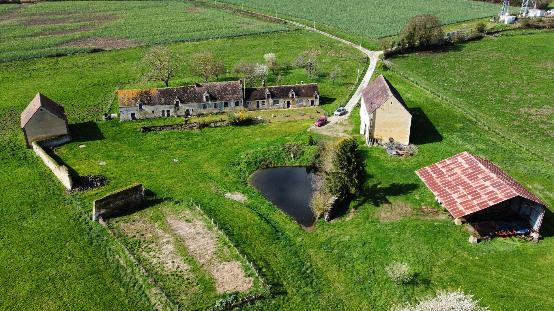 Photo Corps de ferme à rénover Nogent le Rotrou image 2/6