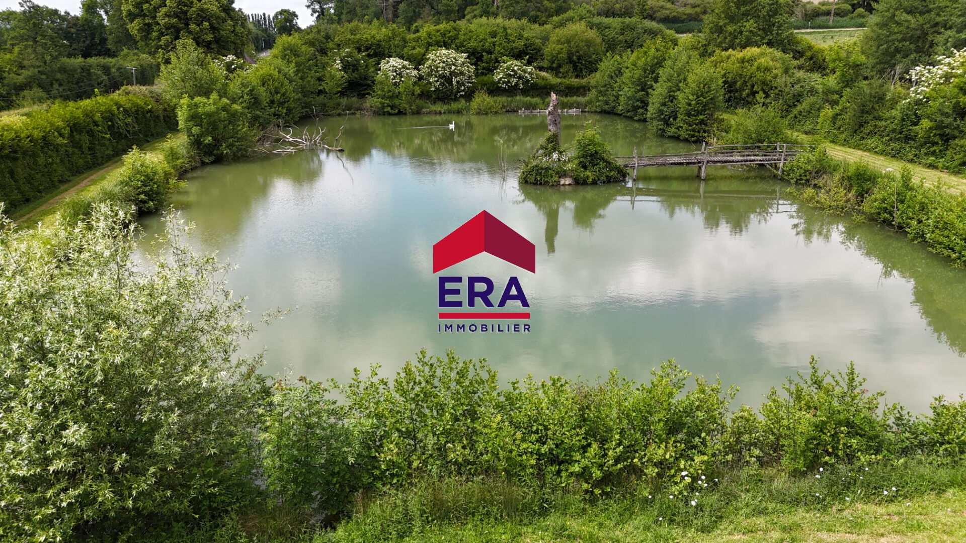 Terrain de loisir avec Etang