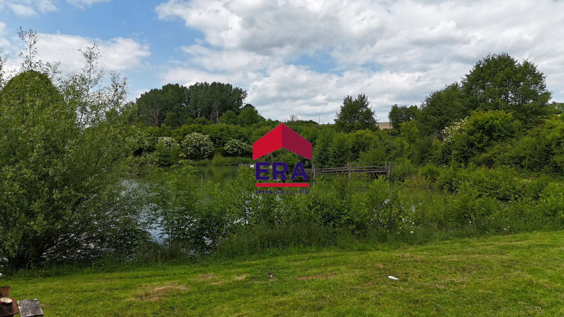 Photo Terrain de loisir avec Etang image 4/5