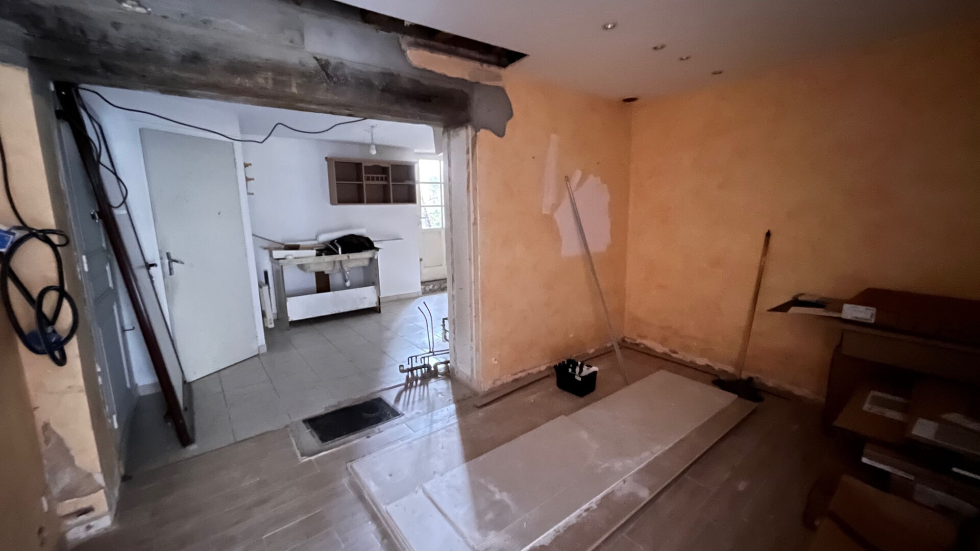 Photo Immeuble BRETONCELLES image 2/5