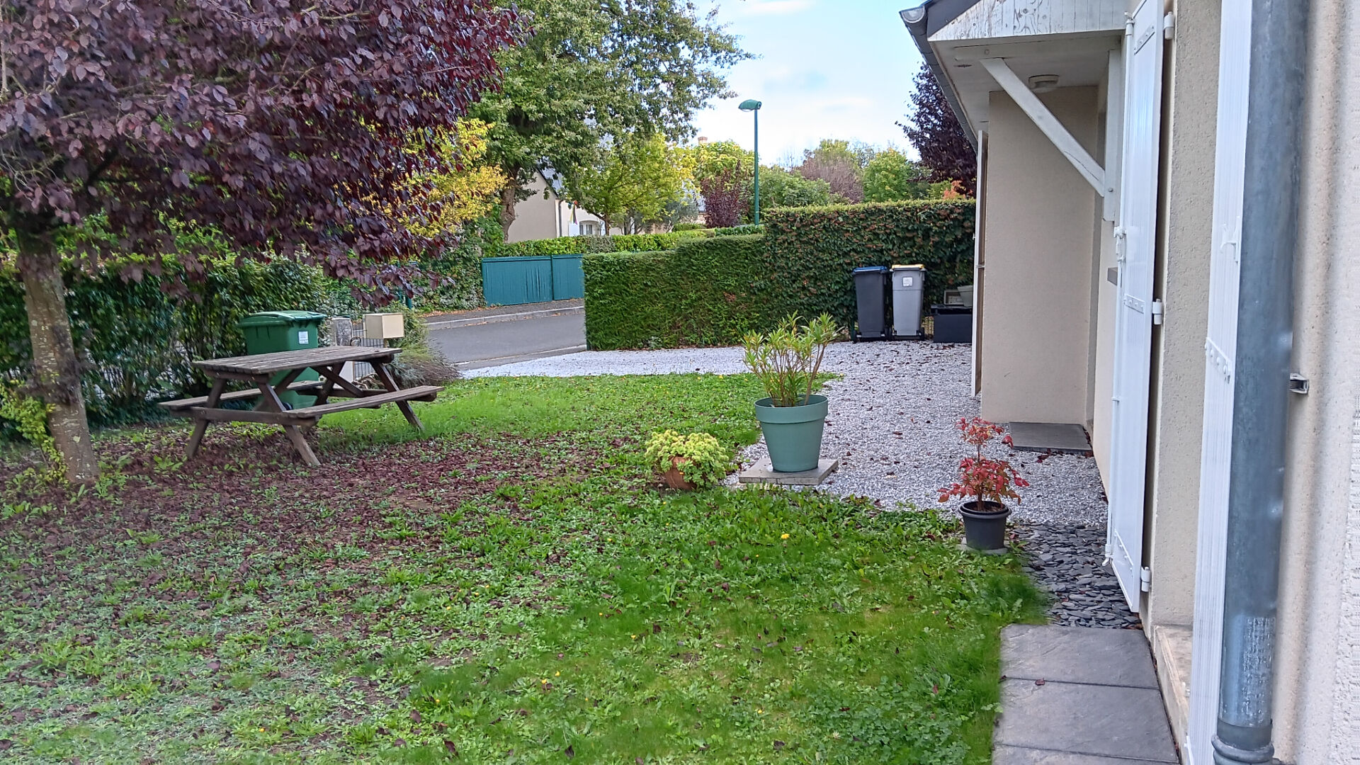 Photo Maison cinq pièces, secteur résidentiel image 3/6