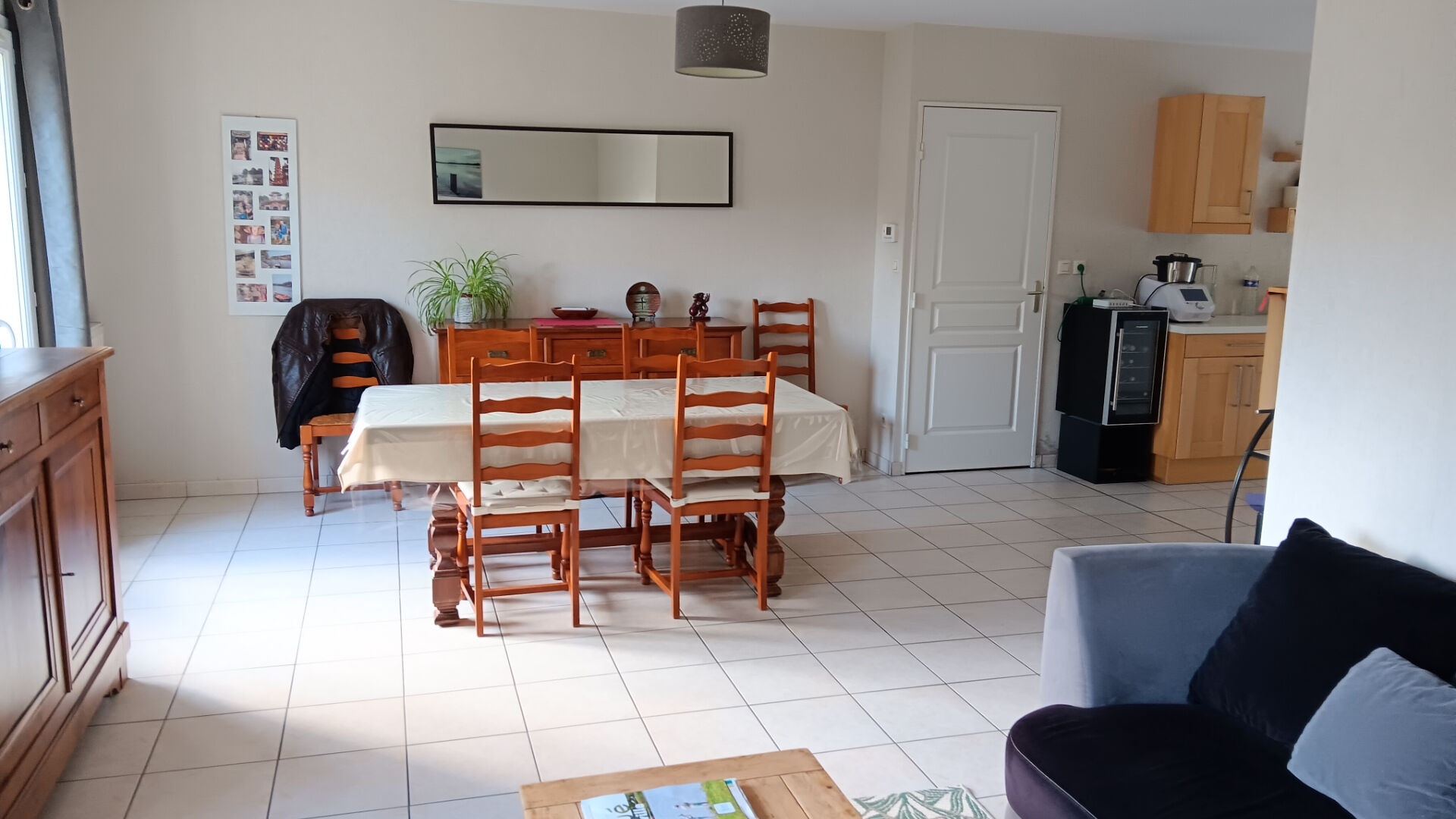 Photo Maison cinq pièces, secteur résidentiel image 4/6