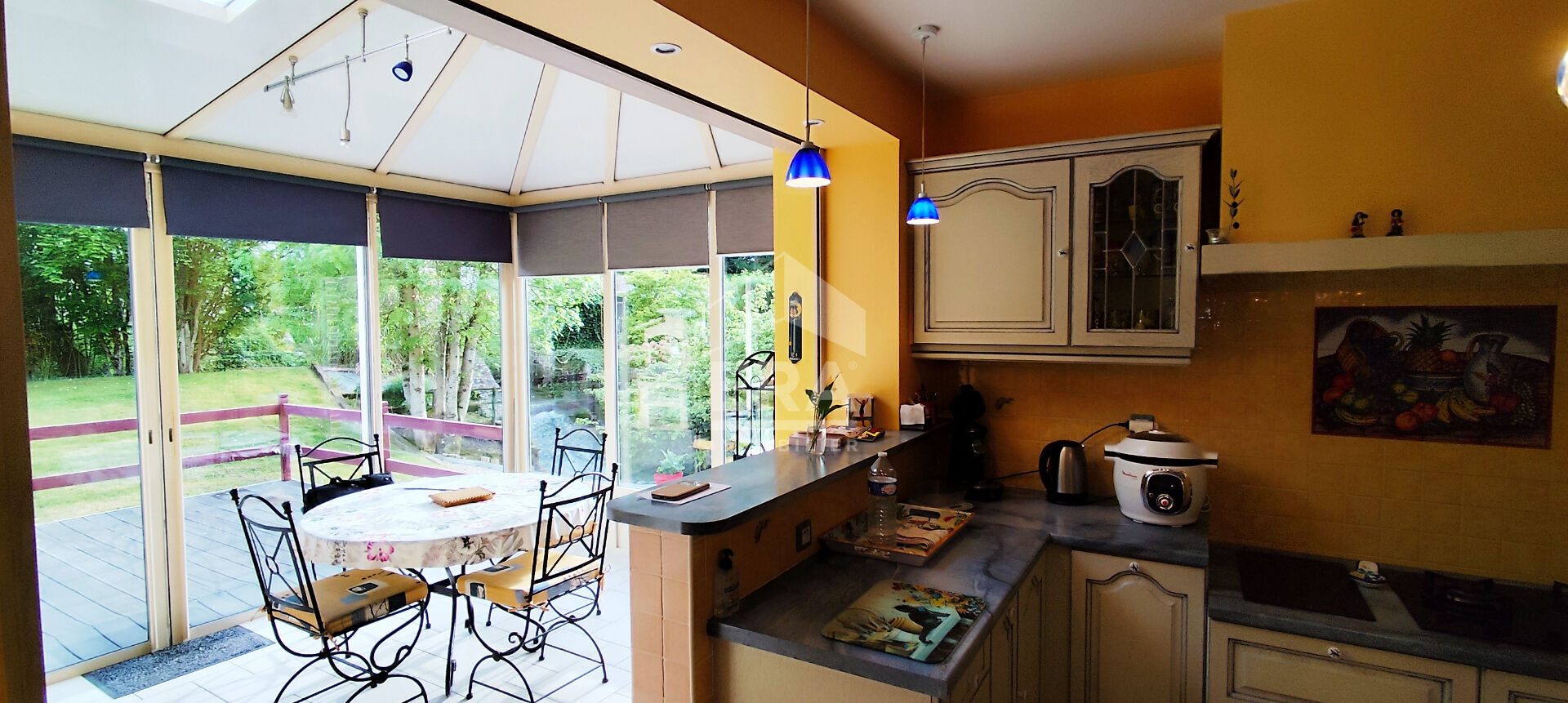 Photo Maison d'exception à vendre Proche la Ferté Bernard - 7 chambres et un vaste terrain image 3/6