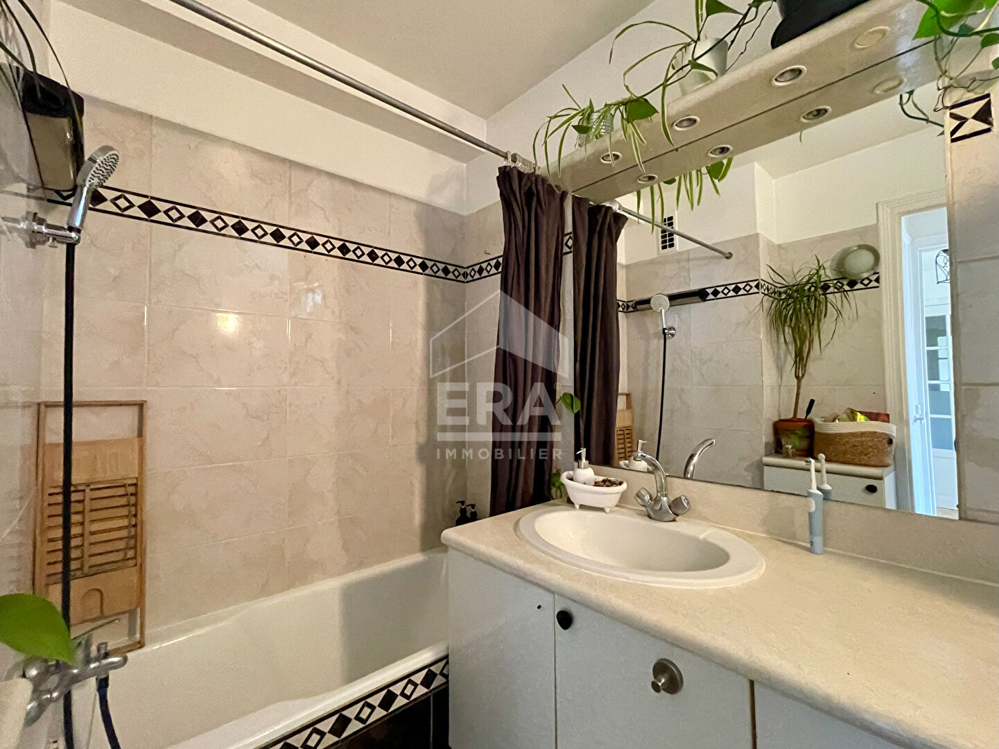 Photo Appartement Sevres 3 pièce(s) 68 m2 image 6/6