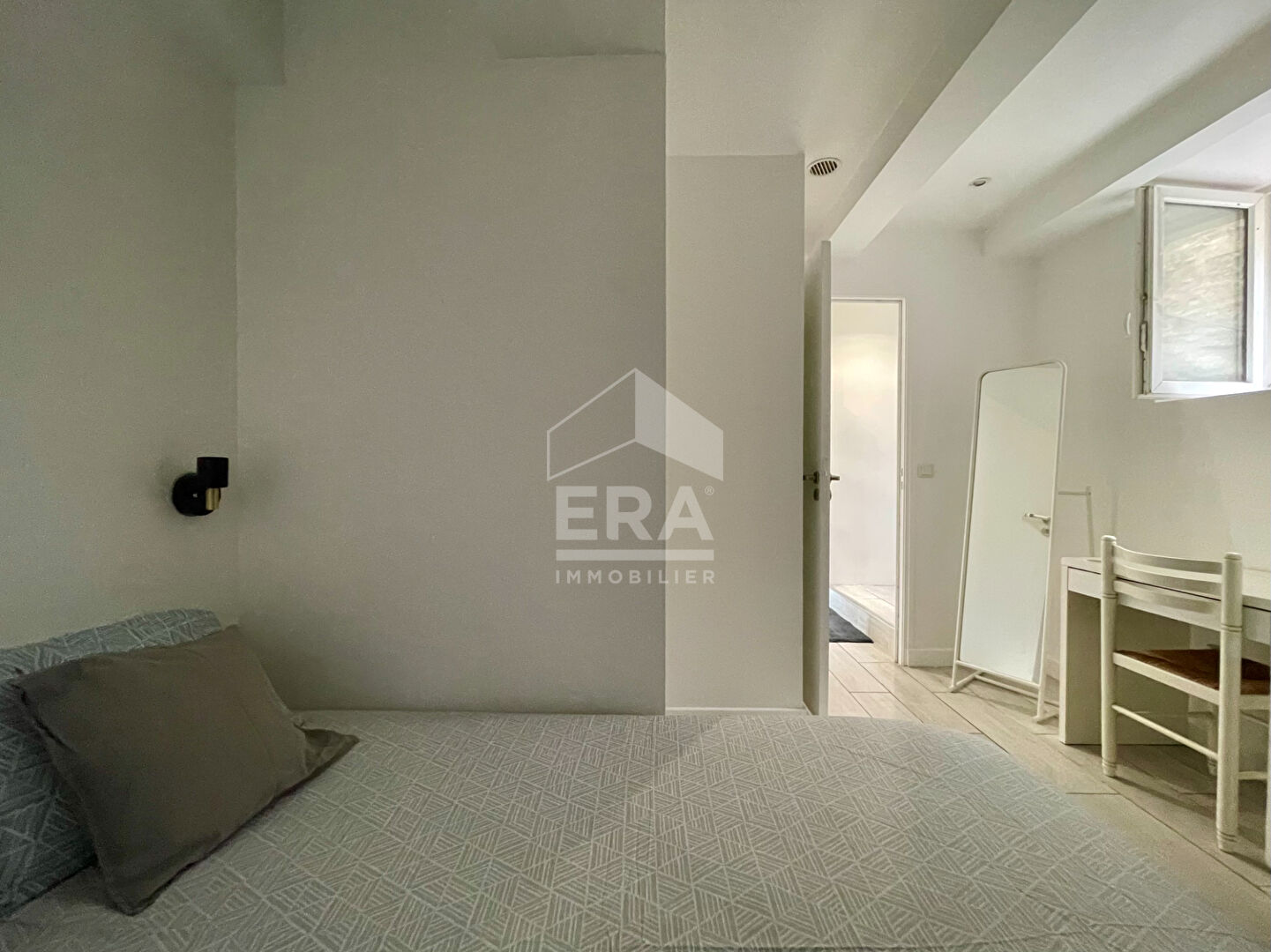 Photo Appartement Sevres 2 pièce(s) image 5/6