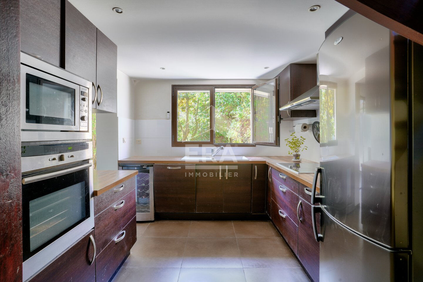 Photo Sevres maison familiale à rafraichir image 3/6