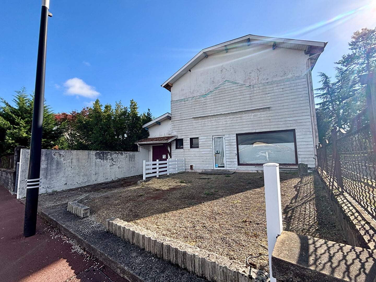 À Louer Local Commercial à DAX