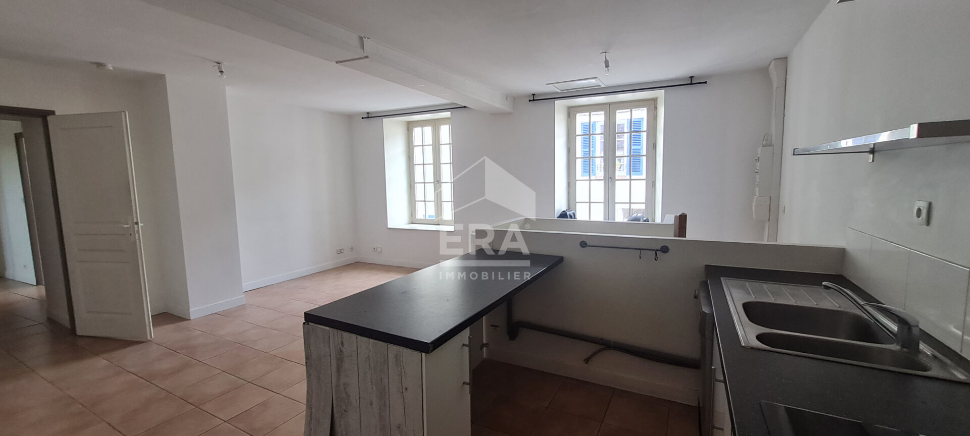 Photo Appartement Saint Leger En Yvelines 3 pièce(s) 64 m2 image 1/6