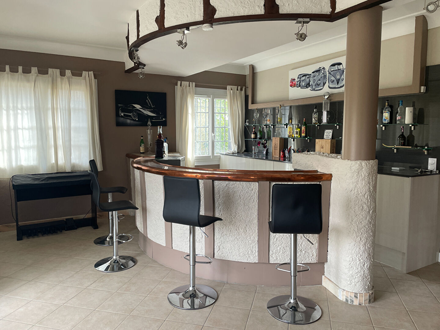 Photo À Vendre Propriété avec Bâtiments en Chaume image 5/6