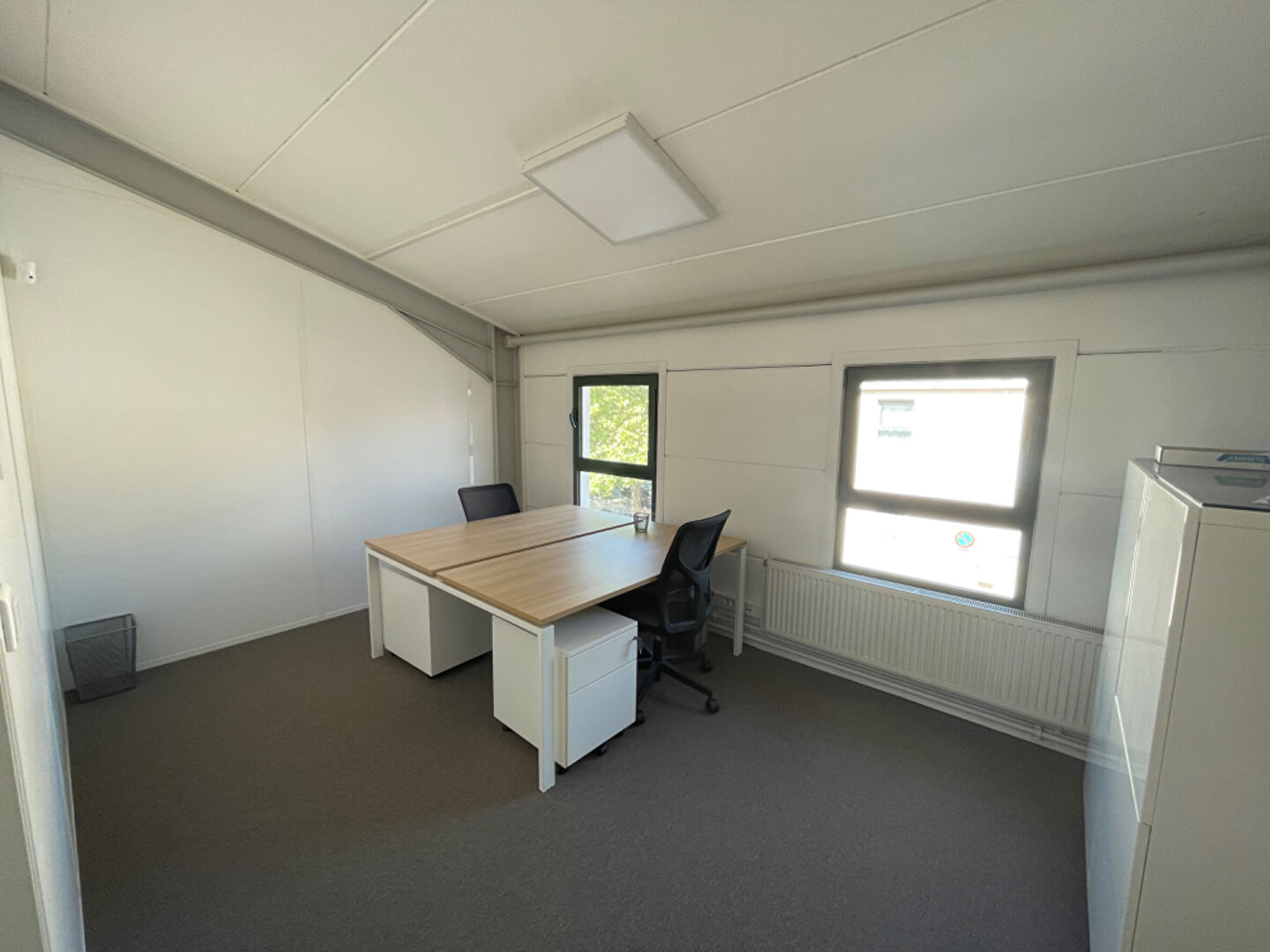 Location Bureau 13 m² - Venelles Les Logissons