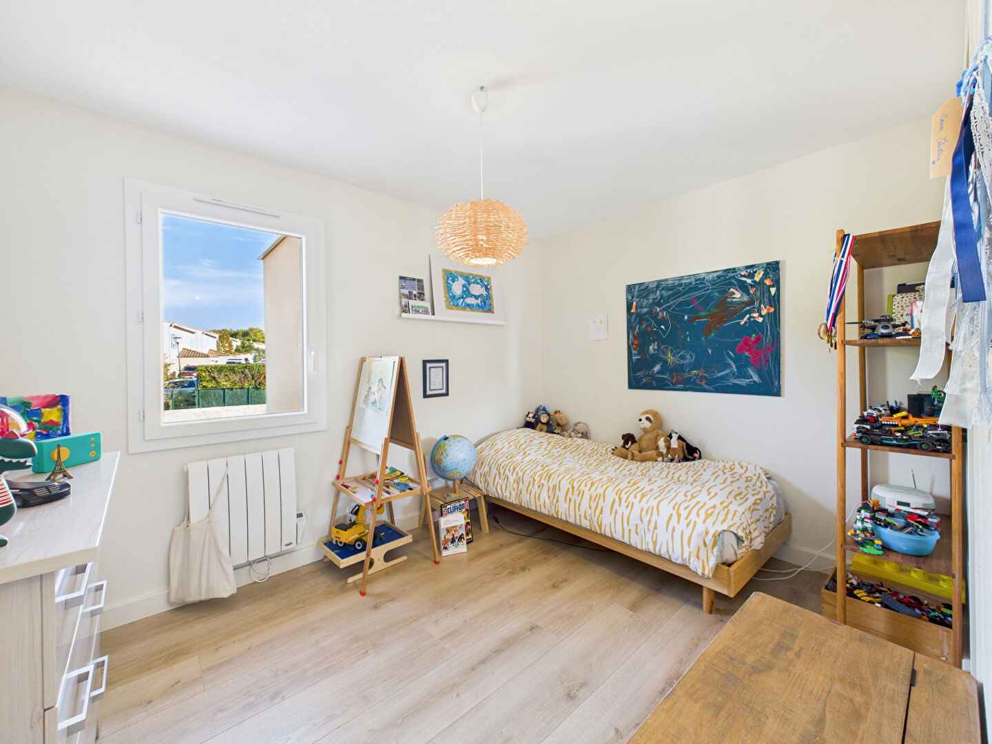 Photo Dernier étage ? Duplex lumineux de 90 m² avec terrasse plein sud, garage + 2 places privées à Saint-Cannat image 6/6