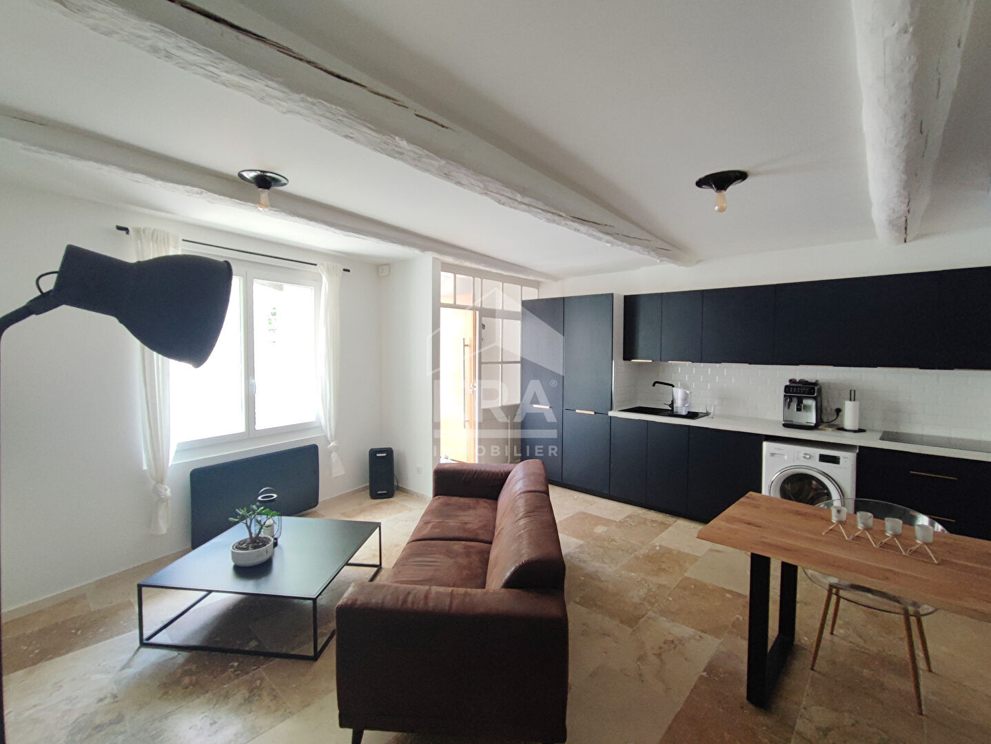 Maison de Village Parfaite pour du airbnb à Mallemort - Emplacement Idéal !