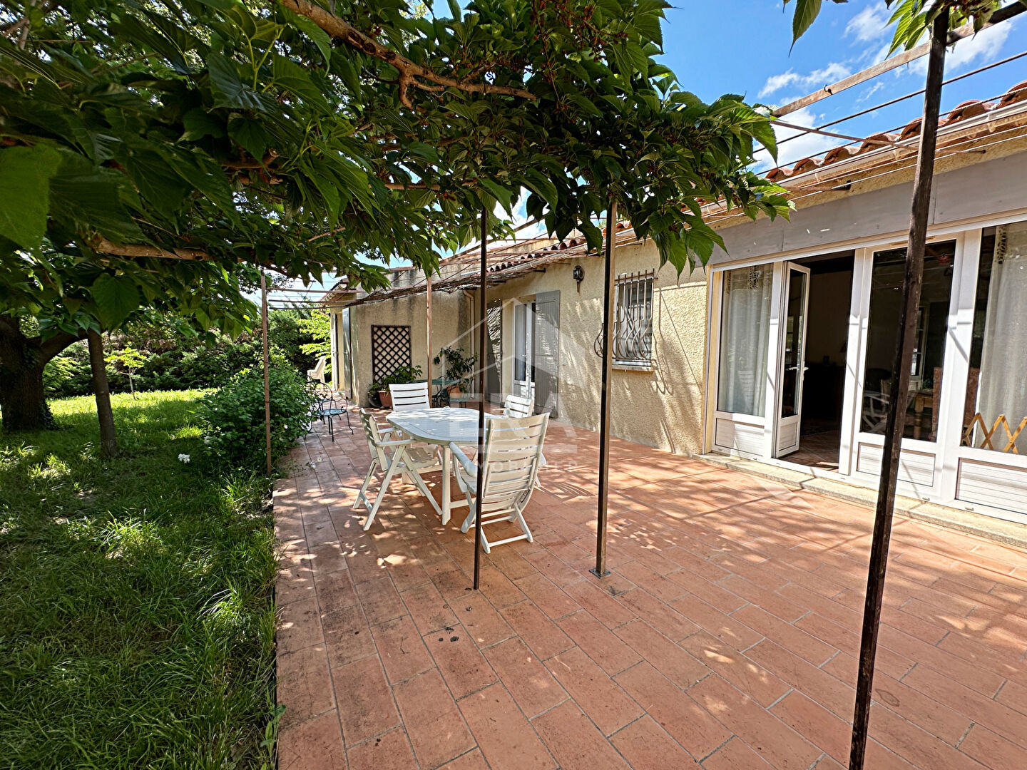 Photo Belle Propriété 7 pièces Rognes 185m2 sur 11 000m² de terrain image 3/6
