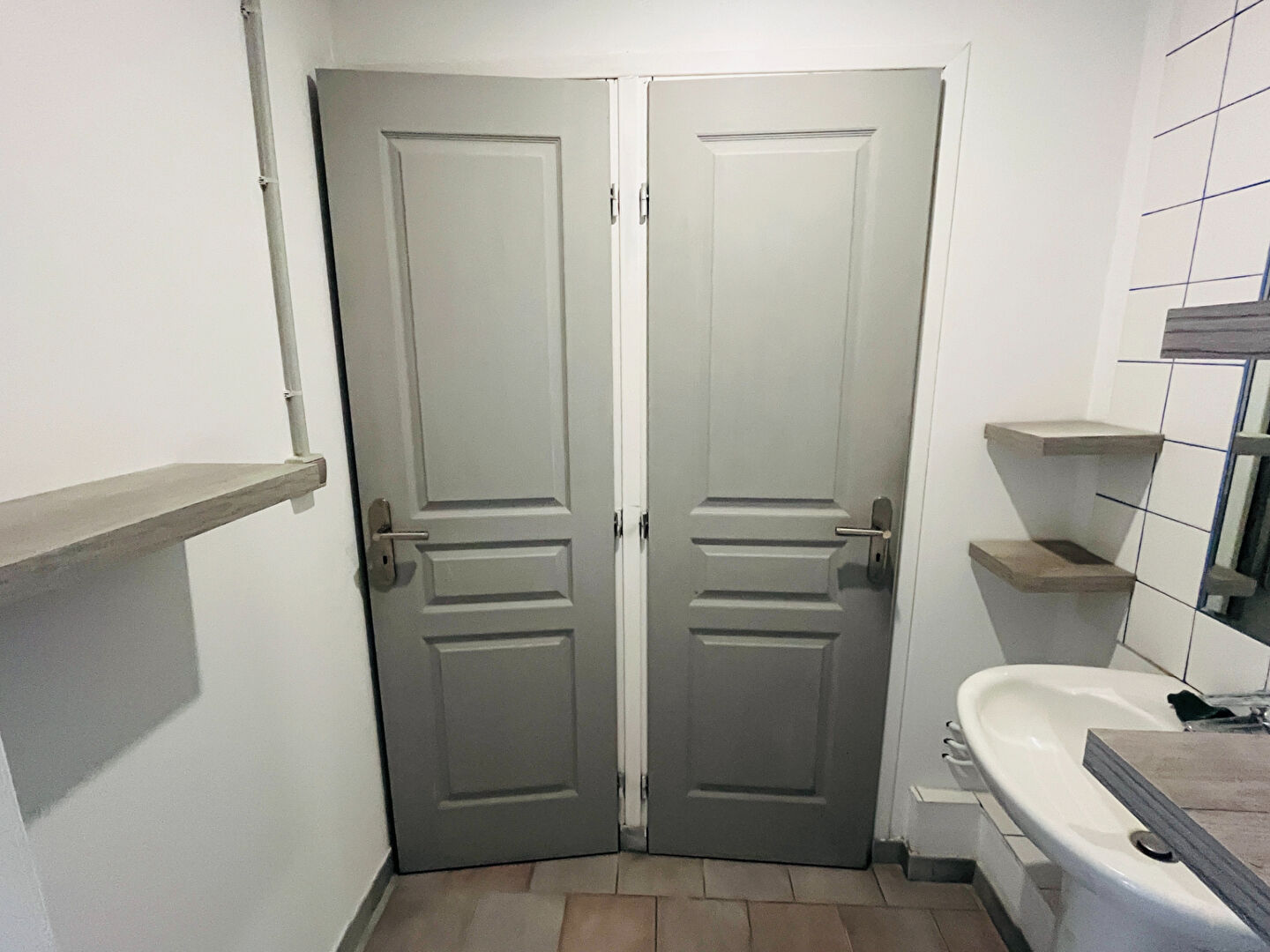 Photo Venelles - Local d'activité 65m² image 4/4