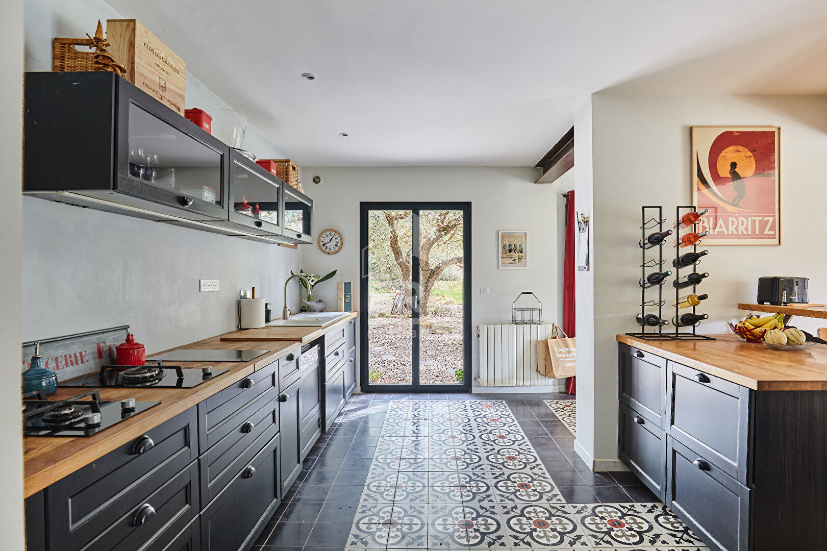 Photo Maison Rognes 6 pièce(s) 217 m2 sur parc arboré avce piscine et T2 totalement indépendant image 3/6