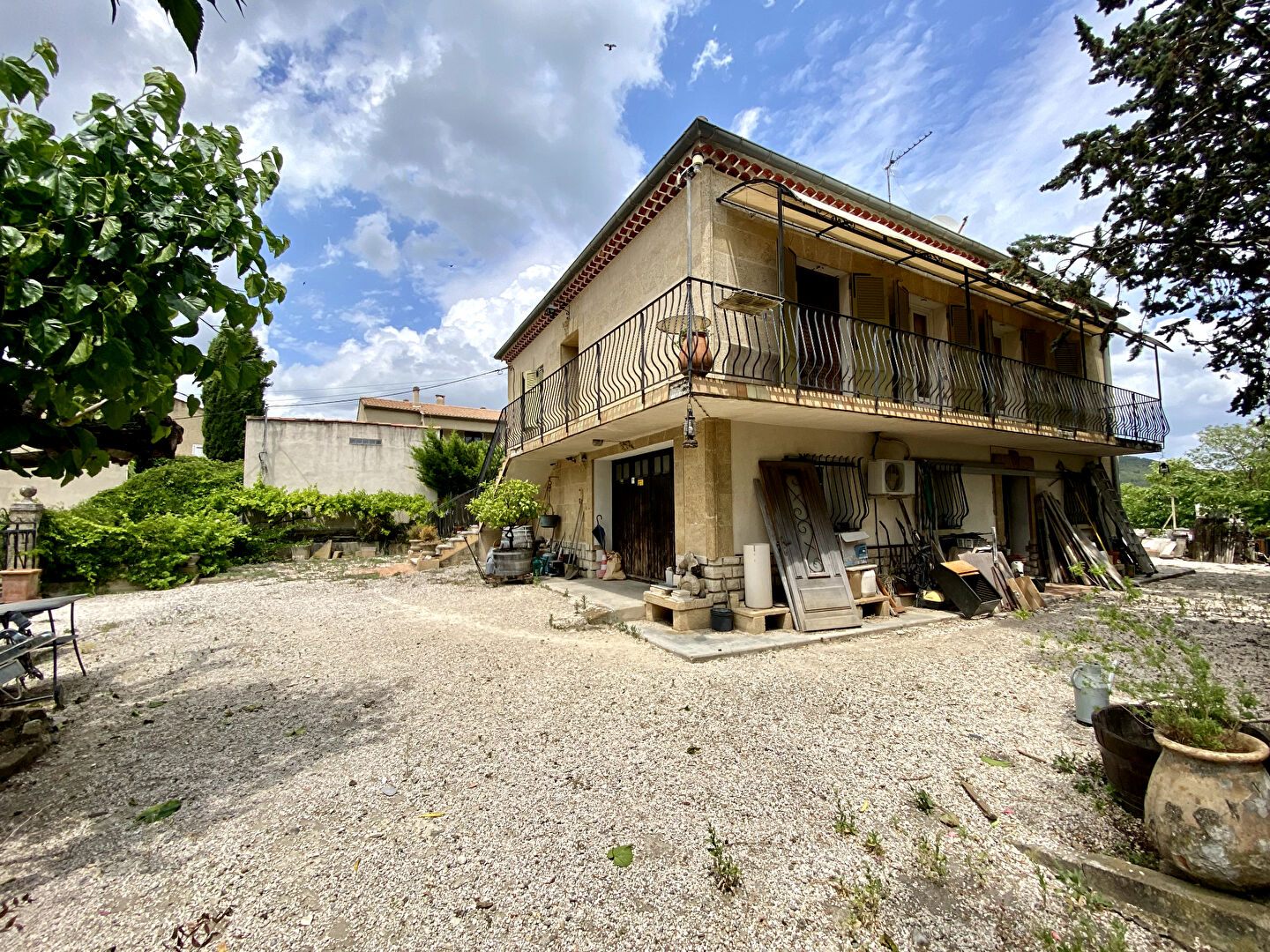 Photo VIAGER - Maison Rognes 4 pièce(s) 95 m2 sur 1000m2 de terrain. image 1/6