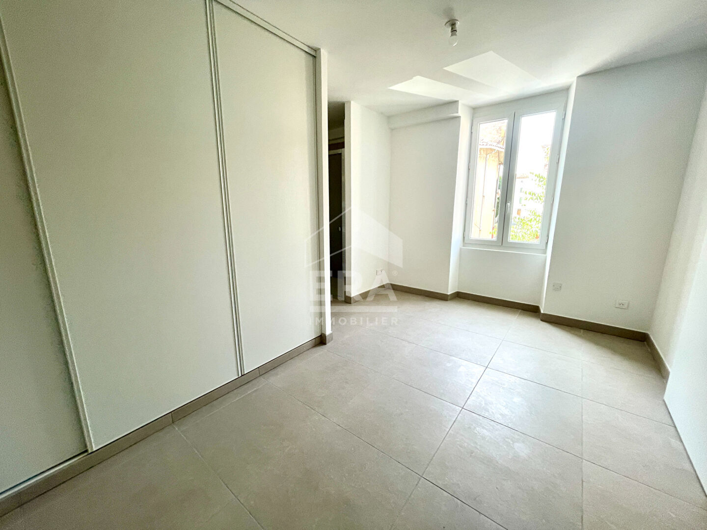 Photo Appartement Saint Cannat 2 pièces 50 m2 image 3/5