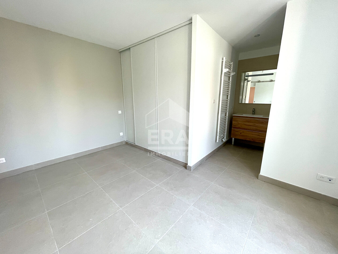 Photo Appartement Saint Cannat 2 pièces 50 m2 image 4/5