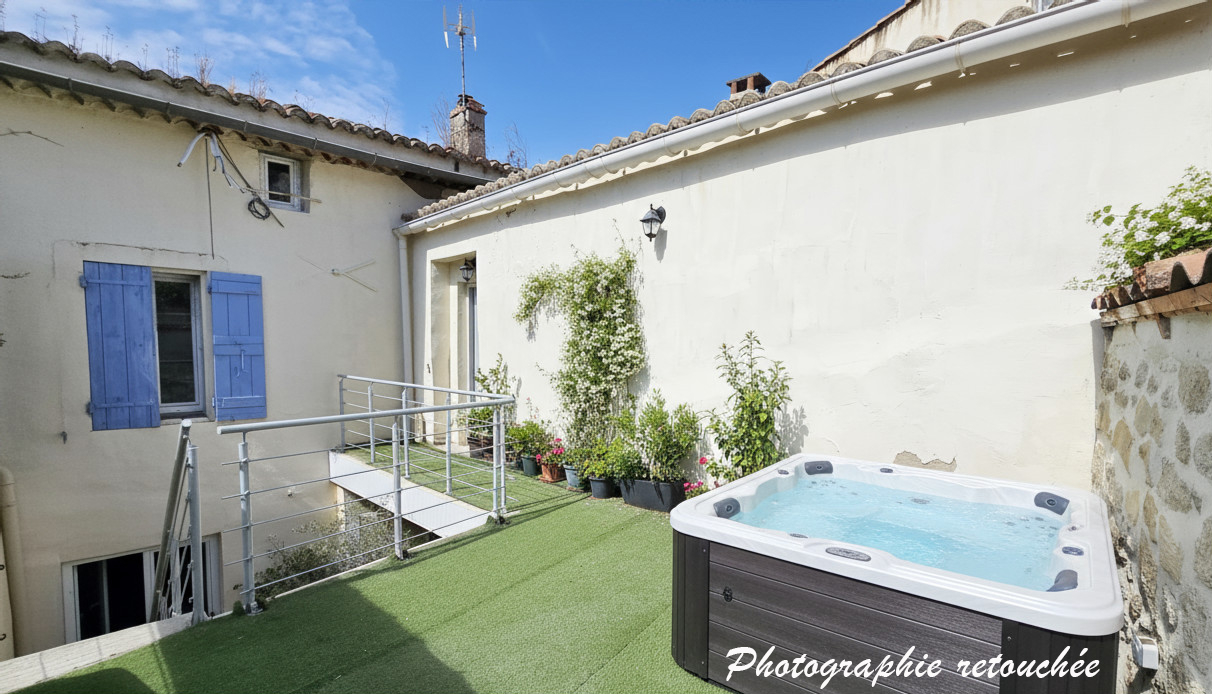 Maison de village avec extérieur et dépendance, coup de coeur de Mallemort