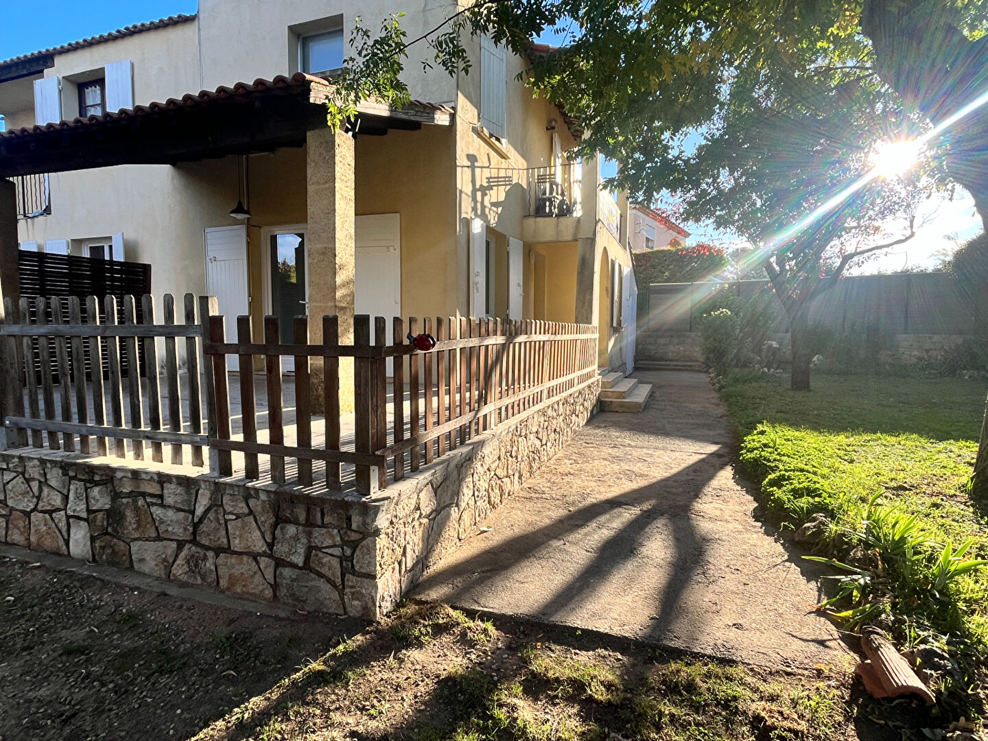 Venelles - Rdc de villa 88m² avec jardin et cave