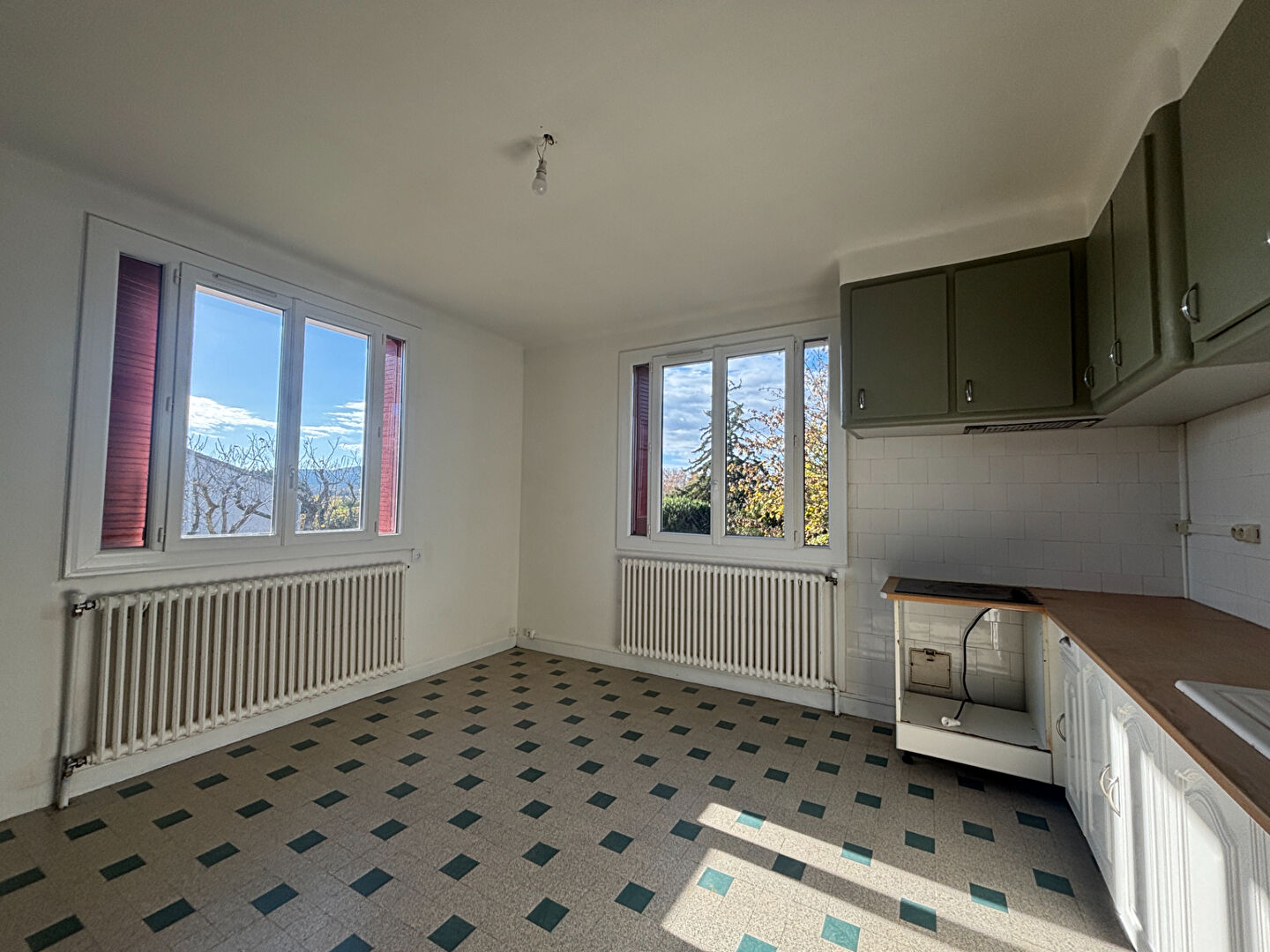 Photo Maison Mallemort !  Belle Opportunité. image 5/6