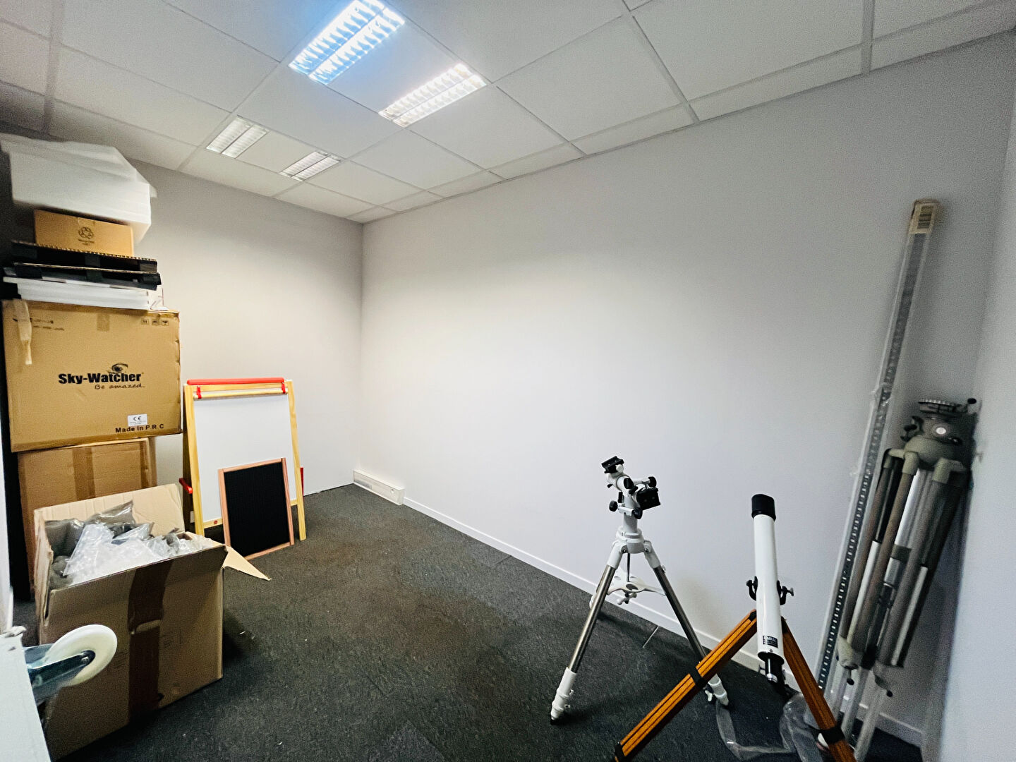 Photo Local commercial Eguilles 105 m2 image 4/6