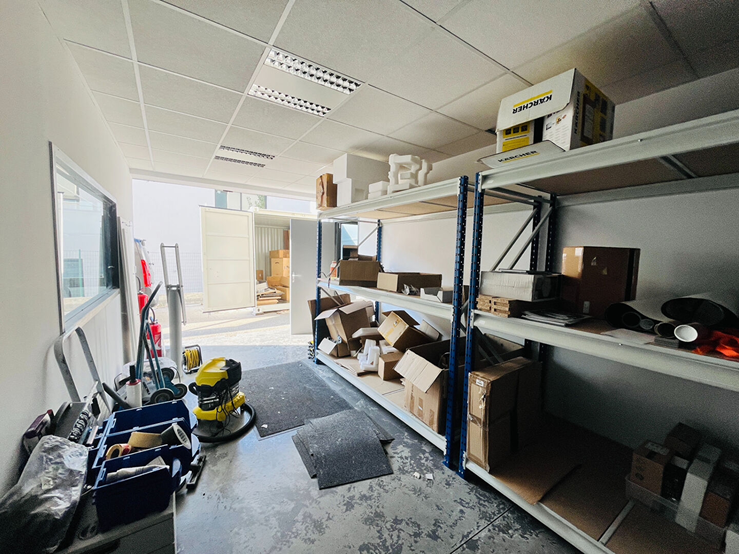 Photo Local commercial Eguilles 105 m2 image 5/6