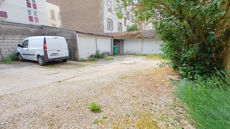 Photo Immeuble Dijon 3 pièce(s) 244 m2 image 2/6