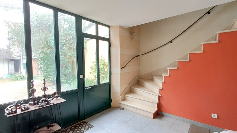 Photo Immeuble Dijon 3 pièce(s) 244 m2 image 4/6