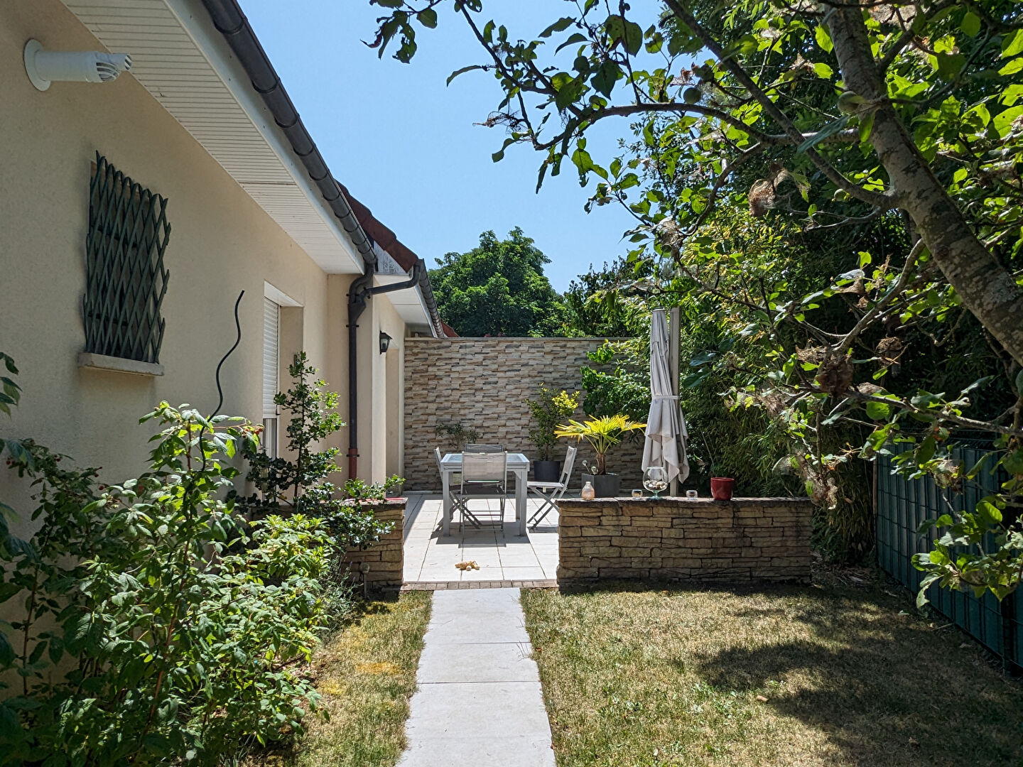 Photo Maison Dijon 7 pièce(s) 135 m2 image 1/6