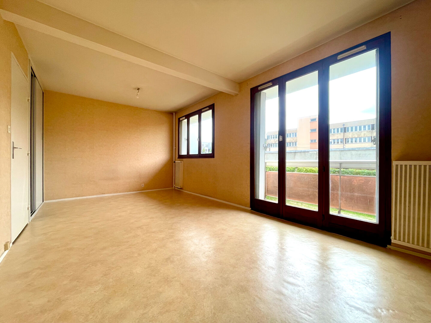 Photo Appartement Dijon 2 pièces de 35.39 m2 - Quartier Wilson image 2/6