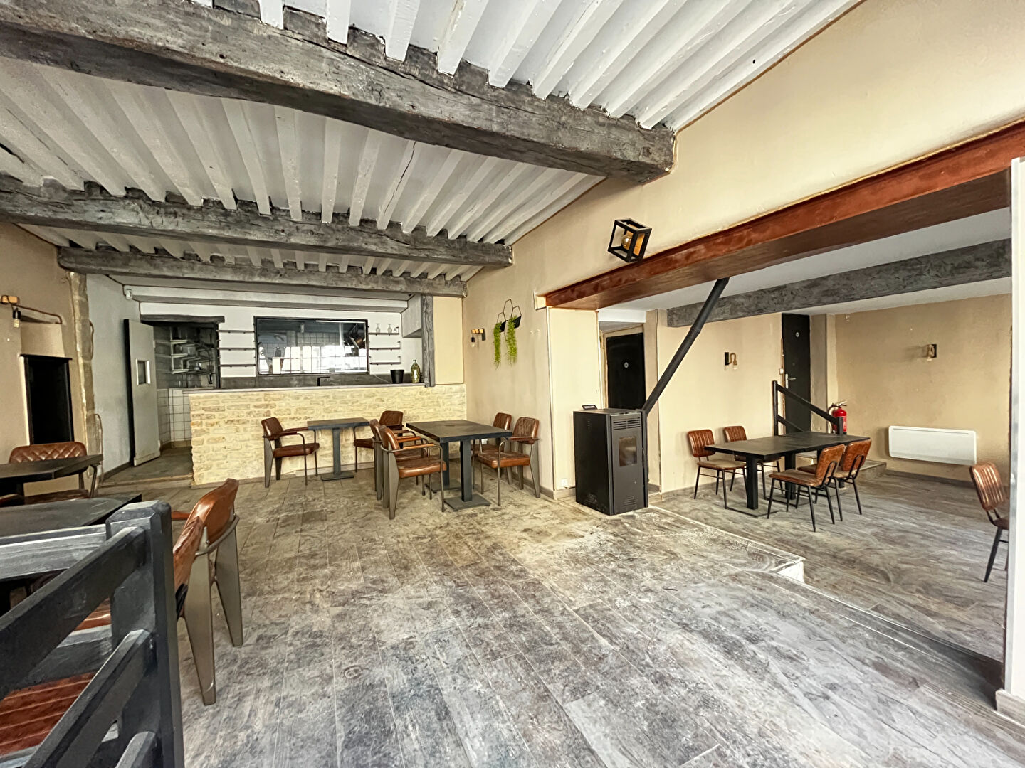 Photo Immeuble GY 6 Pièces 166 m² image 3/6