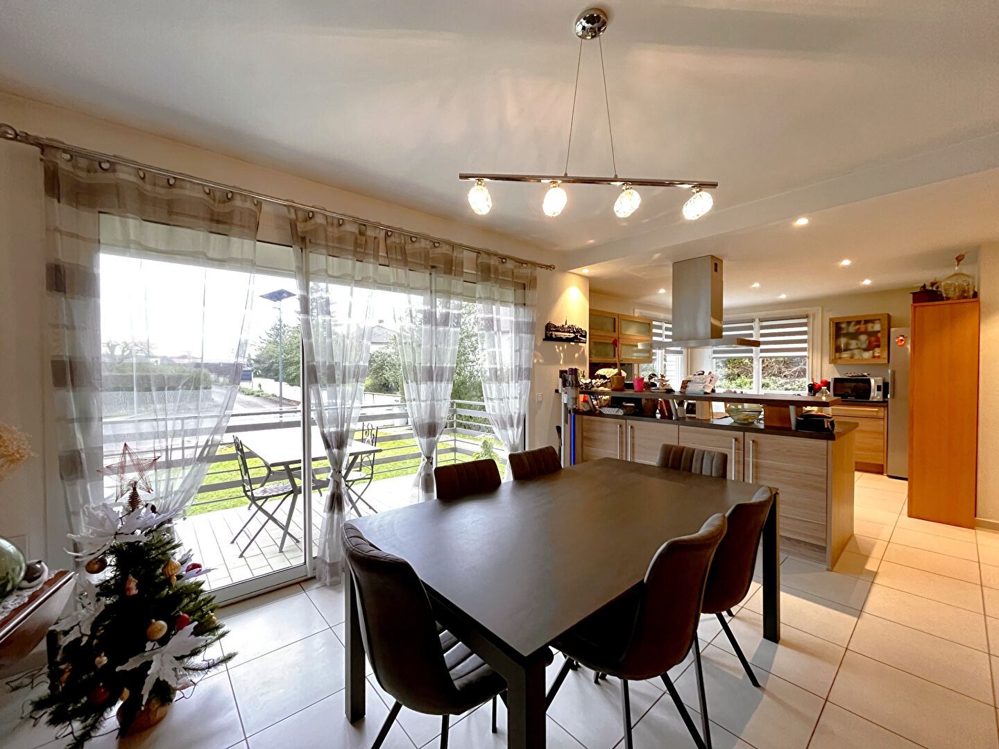 Photo MAISON FENAY - DOMOY de 6 PIÈCES 157 M² image 5/6