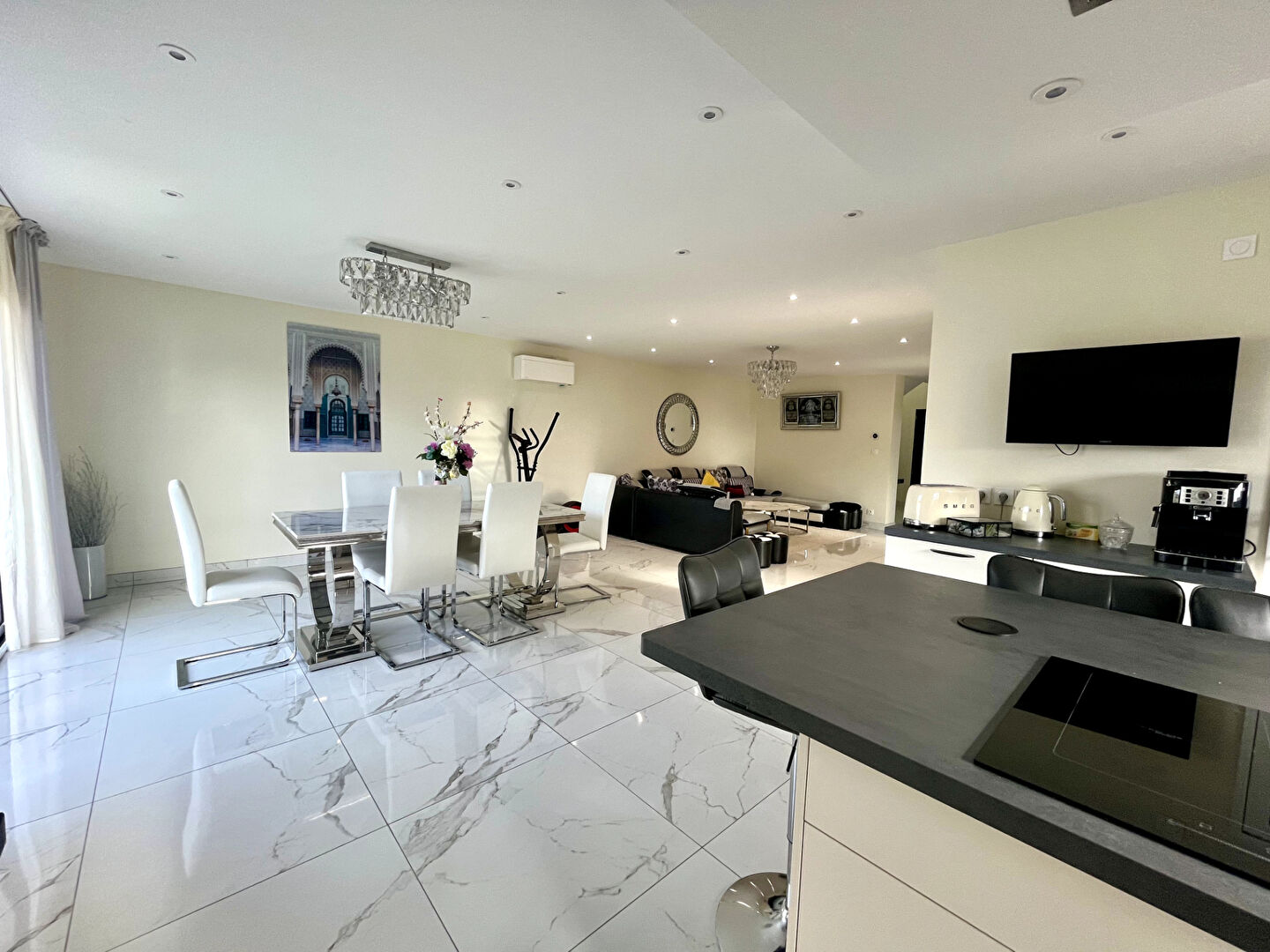 Photo Maison Ahuy 6 pièce(s) 164 m2 image 3/6