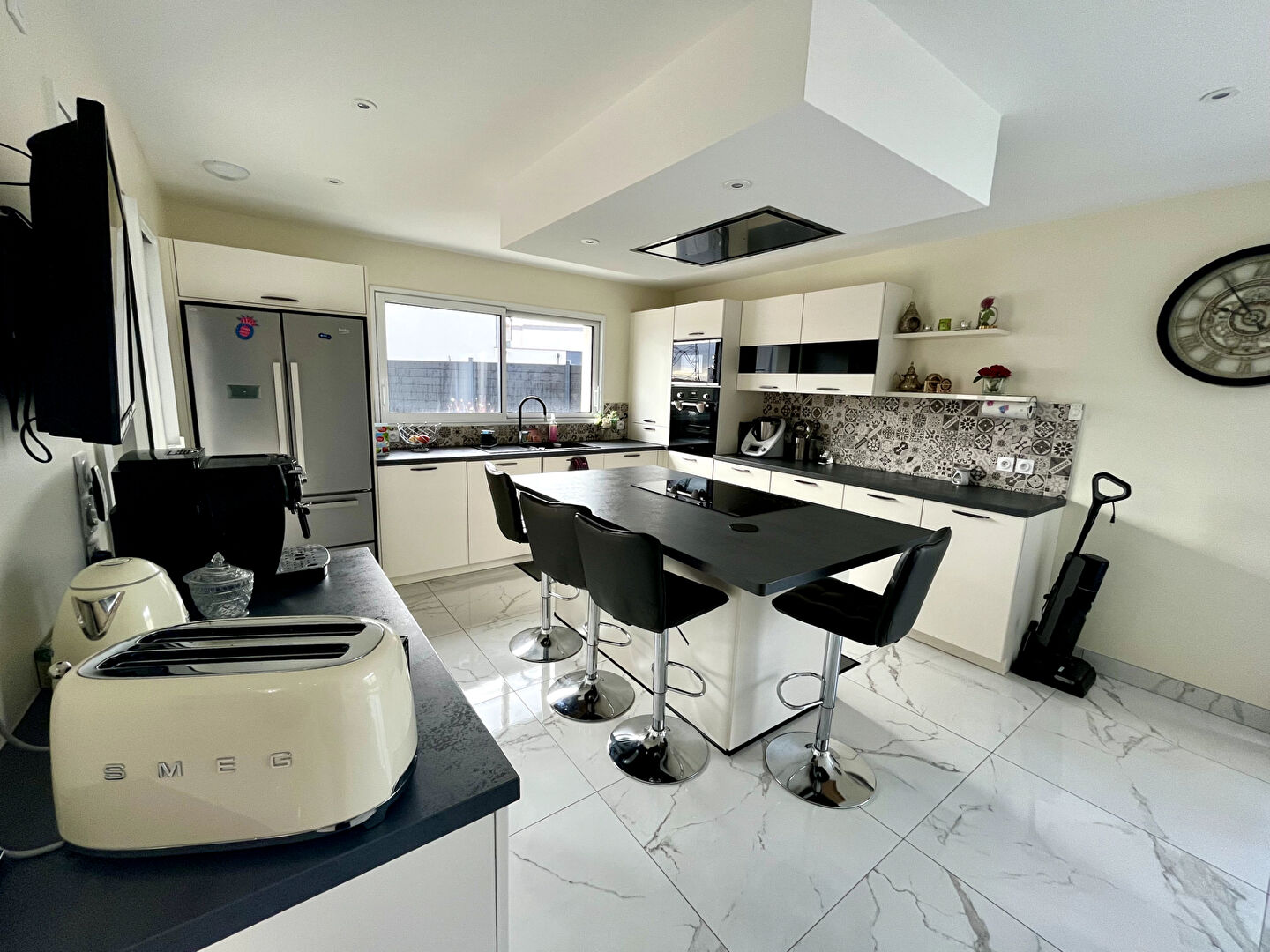 Photo Maison Ahuy 6 pièce(s) 164 m2 image 4/6