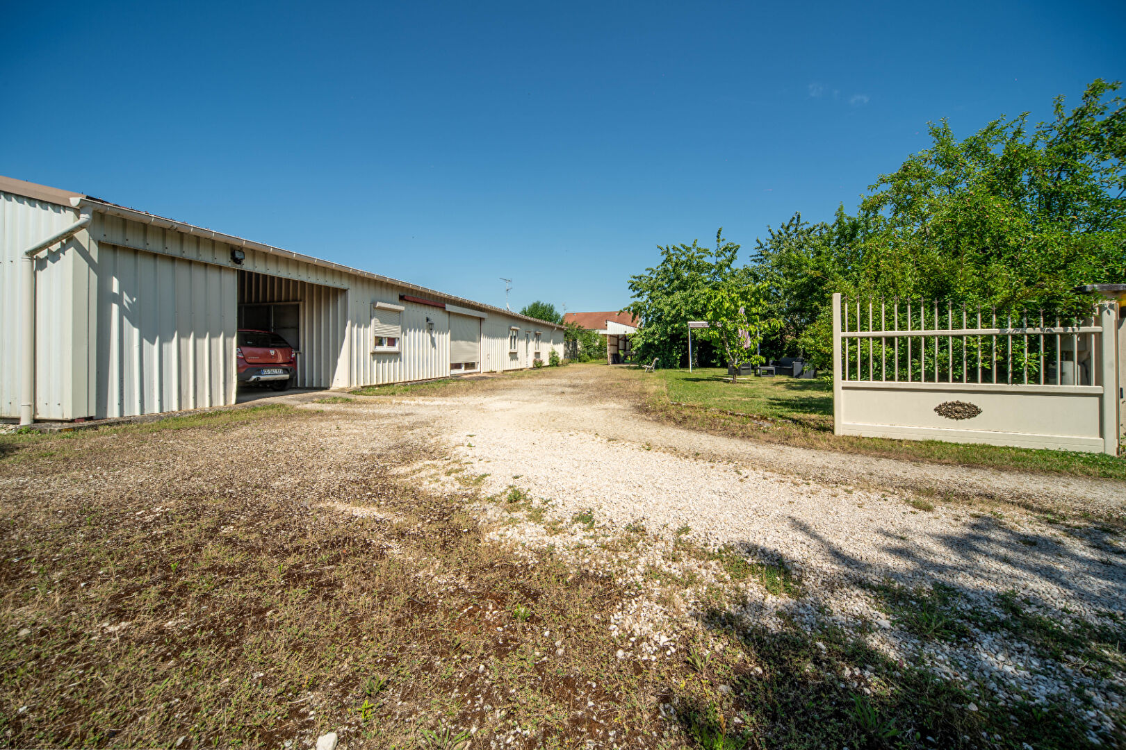 Photo Maison REMILLY SUR TILLE 9 Pièces 196.1 m² image 3/6