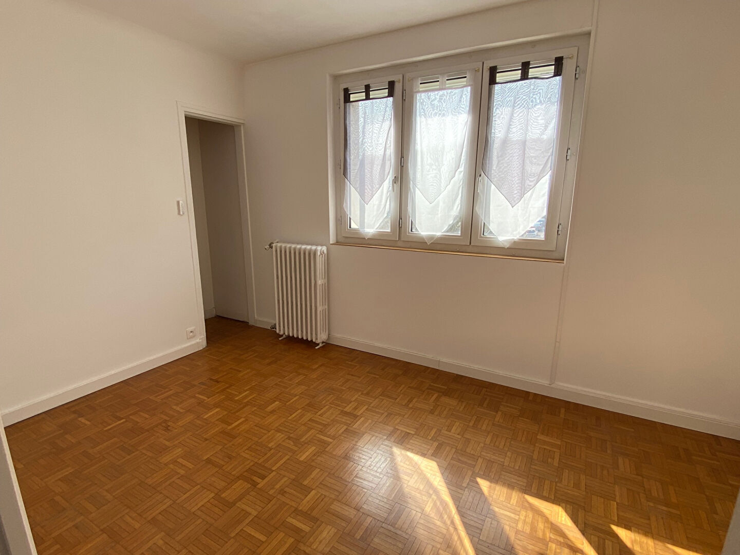 Photo Appartement Viroflay 4 pièce(s) image 4/6
