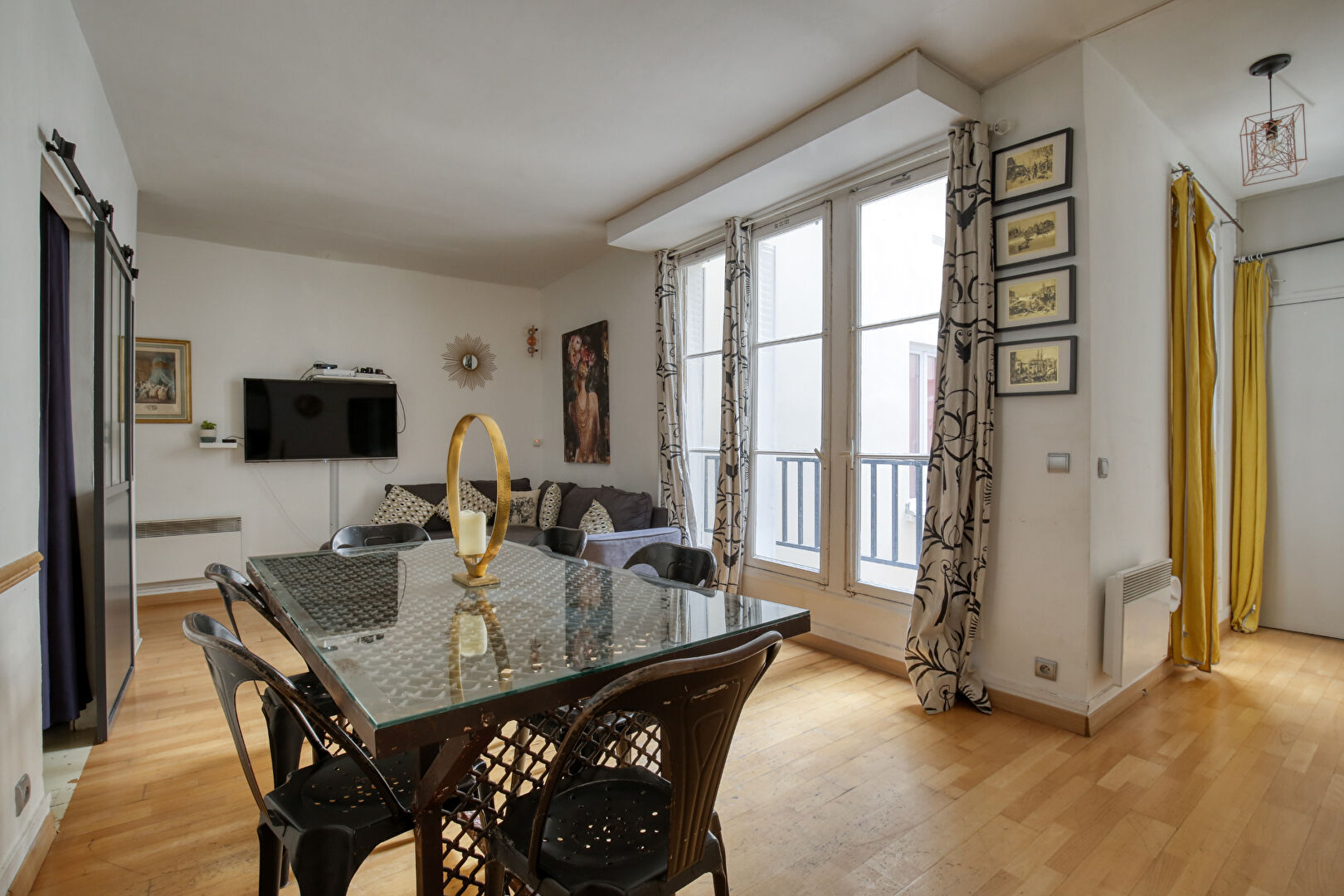 Photo 4 pièces- Secteur prisé. image 1/6