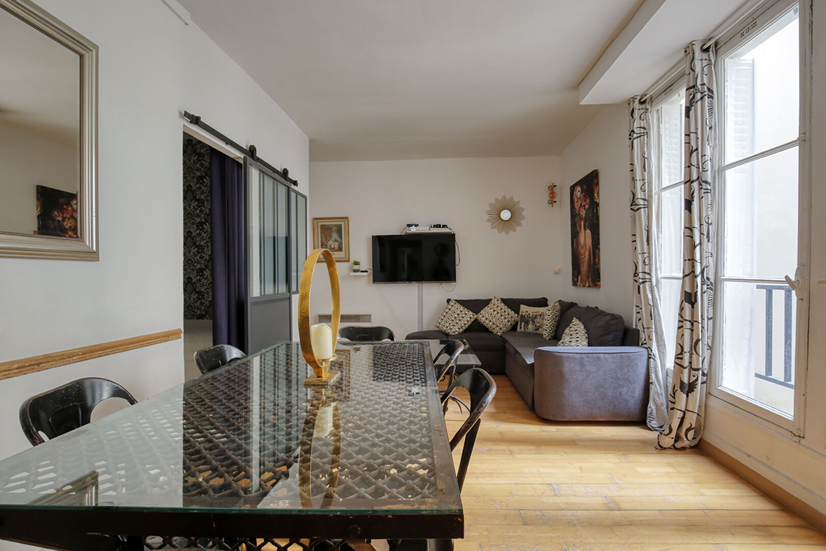 Photo 4 pièces- Secteur prisé. image 2/6