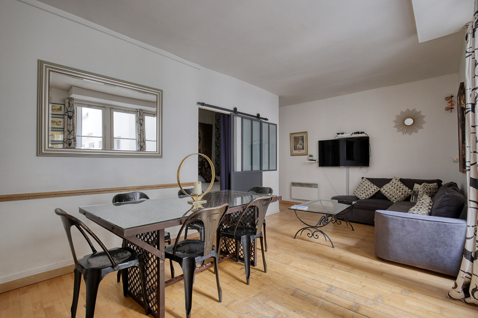 Photo 4 pièces- Secteur prisé. image 3/6