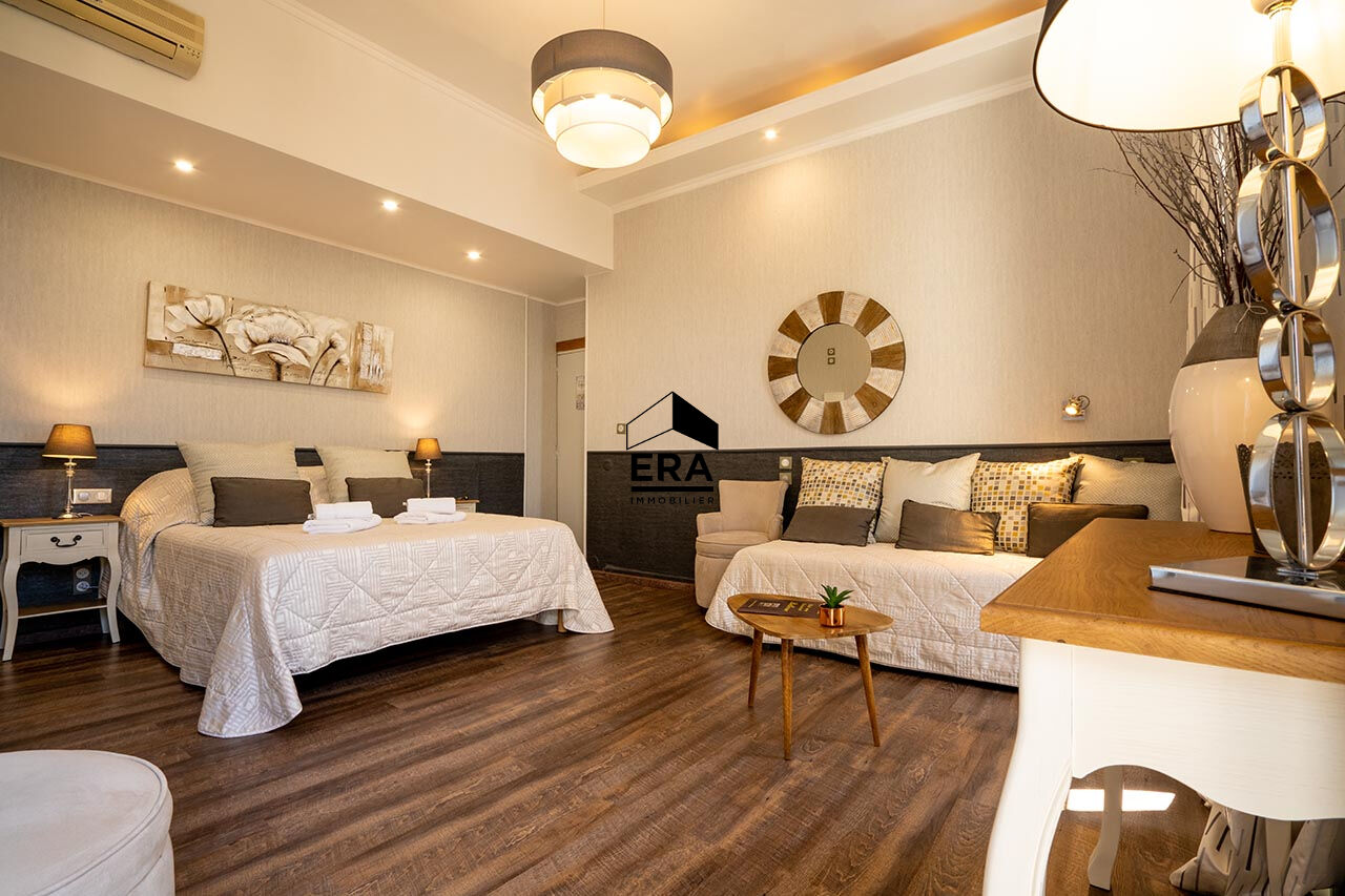 Photo Hotel particulier à vendre à Bormes-les-mimosas image 2/3