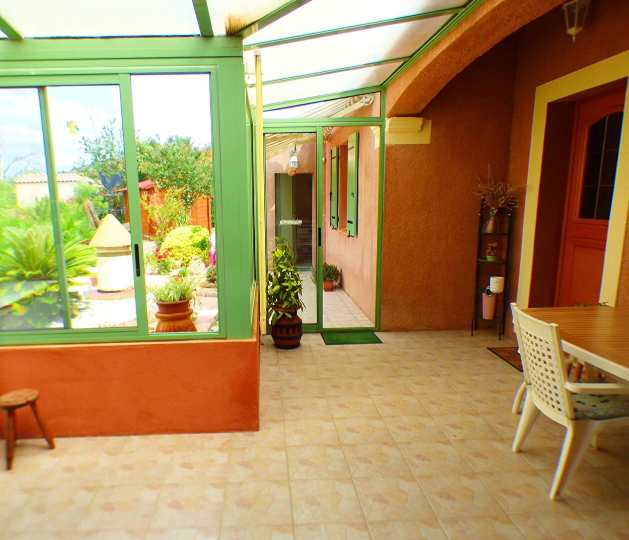 Photo Maison de plain-pied à vendre à Bormes Les Mimosas garage image 3/6