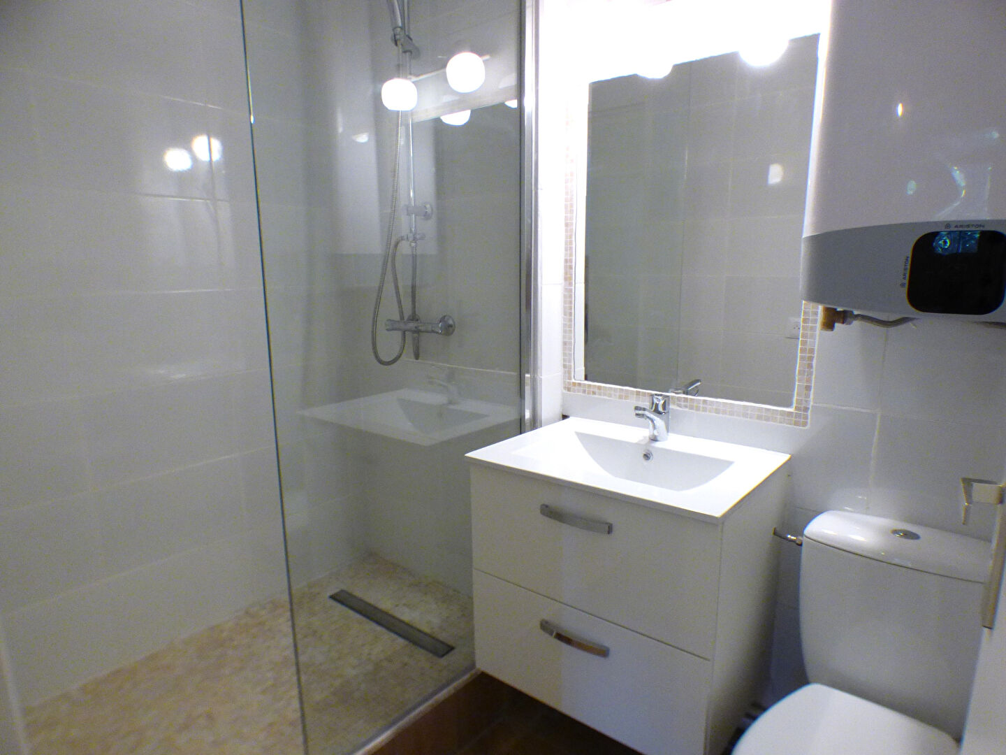 Photo Appartement  à vendre à Bormes-les-mimosas proche plage et commodités image 4/5