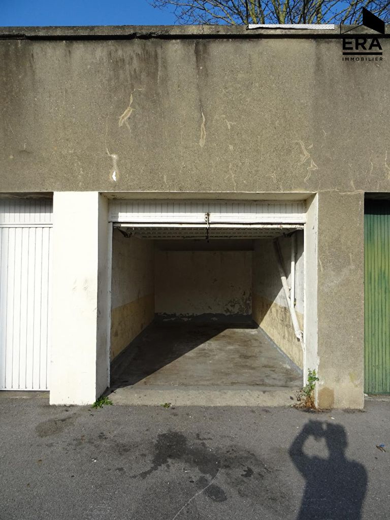 Boulogne sur mer garage à vendre en mandat unique BoulognesurMer 62200