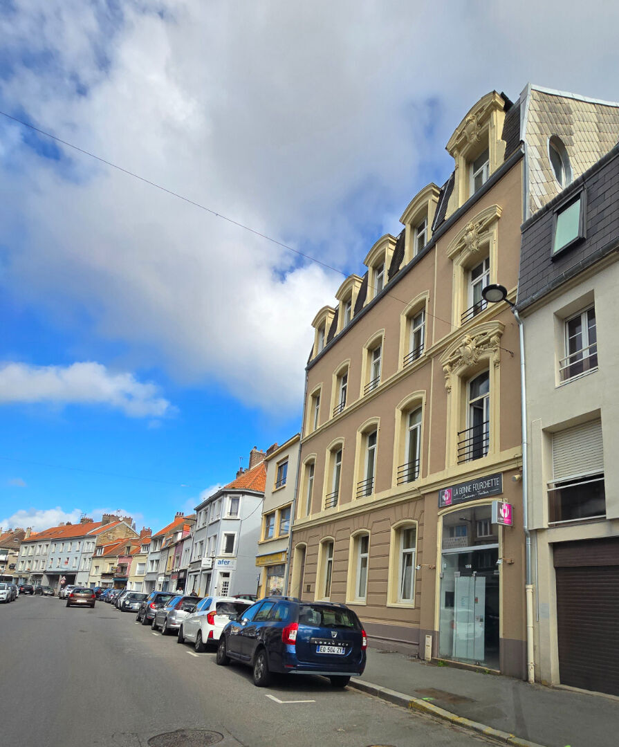 Photo Appartement 1 chambre bureau avec ascenseur image 1/3