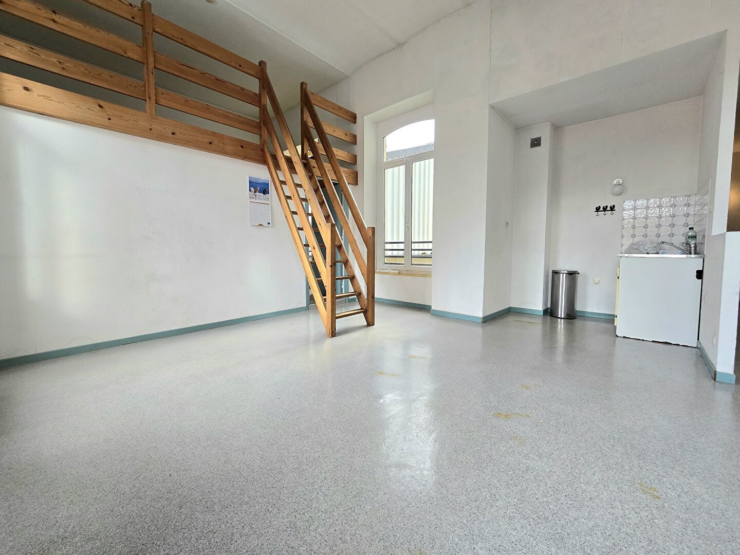 Photo Appartement 1 chambre bureau avec ascenseur image 2/3